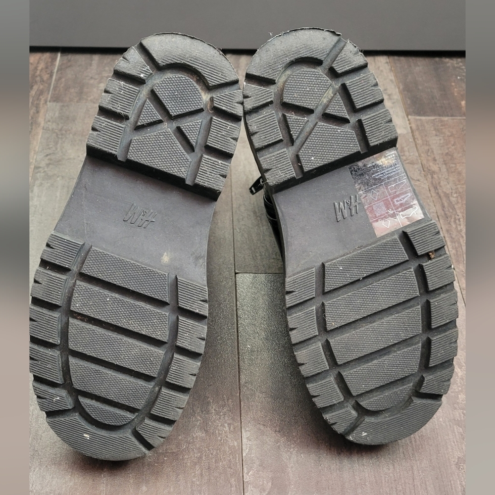Kids H&M Combat Style Lace Up Boots - Picture 5 of 6